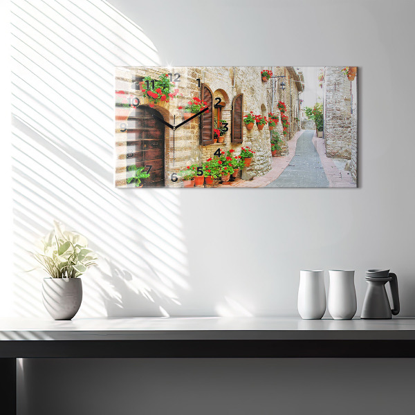 Horloge rectangulaire horizontale Une rue pittoresque