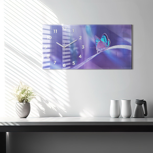 Horloge murale horizontale 'Papillon sur l''herbe'