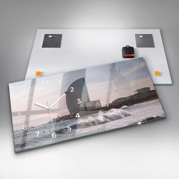 Horloge murale horizontale Surfeur de Barcelone