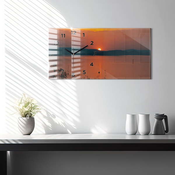 Horloge murale horizontale Le lac Balaton le soir