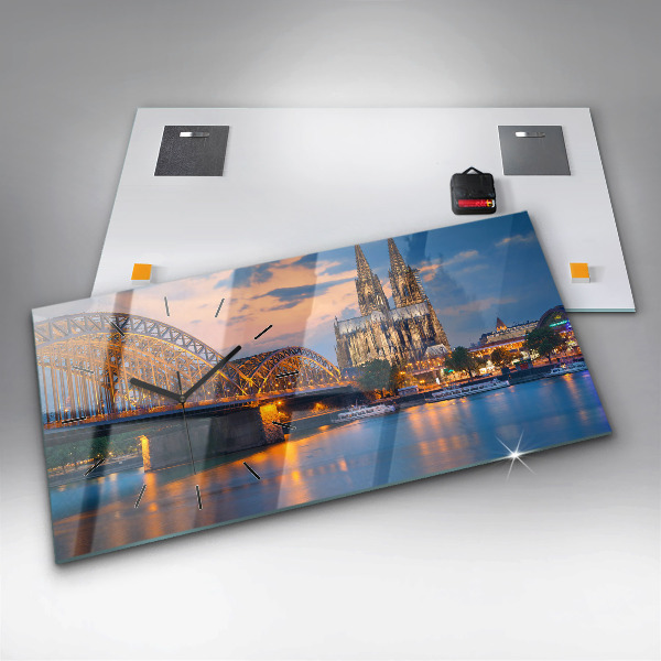 Horloge rectangulaire horizontale Vue de la mairie