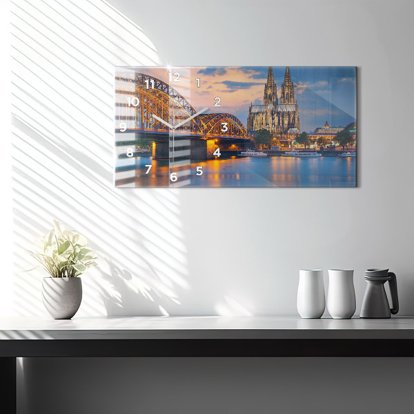 Horloge rectangulaire horizontale Vue de la mairie