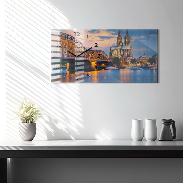 Horloge rectangulaire horizontale Vue de la mairie