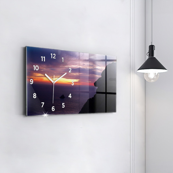 Horloge rectangulaire horizontale Tête de pierre