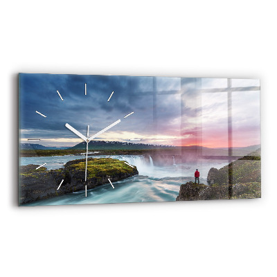 Horloge rectangulaire horizontale Paysage avec une cascade