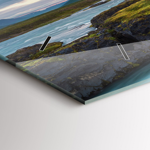 Horloge rectangulaire horizontale Paysage avec une cascade