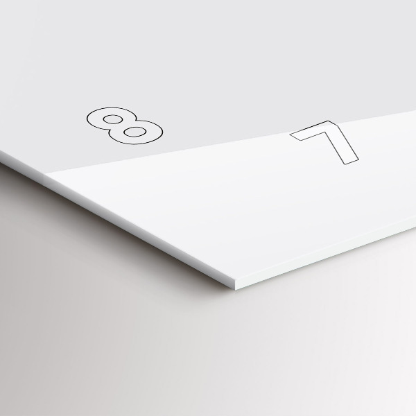 Horloge murale horizontale Couleur blanc foncé