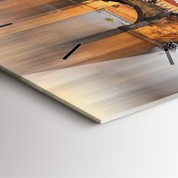 Pendule carrée en verre Panorama sur la rivière