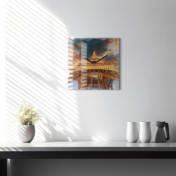 Horloge murale carrée La Tour Eiffel contre les nuages