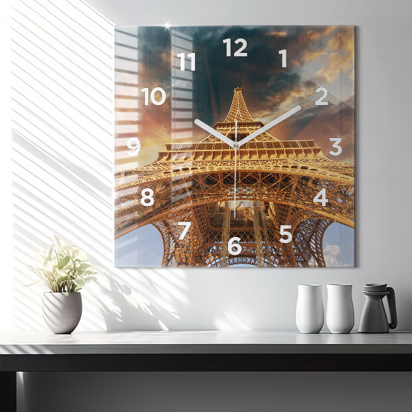 Horloge murale carrée La Tour Eiffel contre les nuages