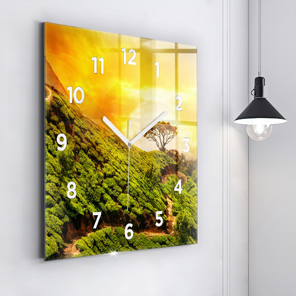Horloge carrée en verre Colline du thé