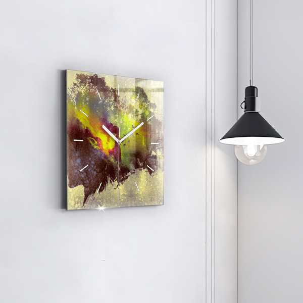 Horloge murale carrée Femme dans la forêt