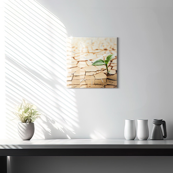 Horloge murale carrée Planter dans un sol sec