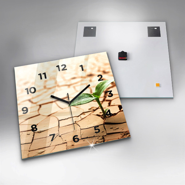 Horloge murale carrée Planter dans un sol sec