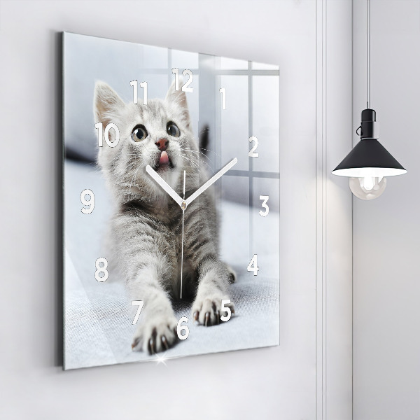 Horloge carrée en verre Chat sur le canapé
