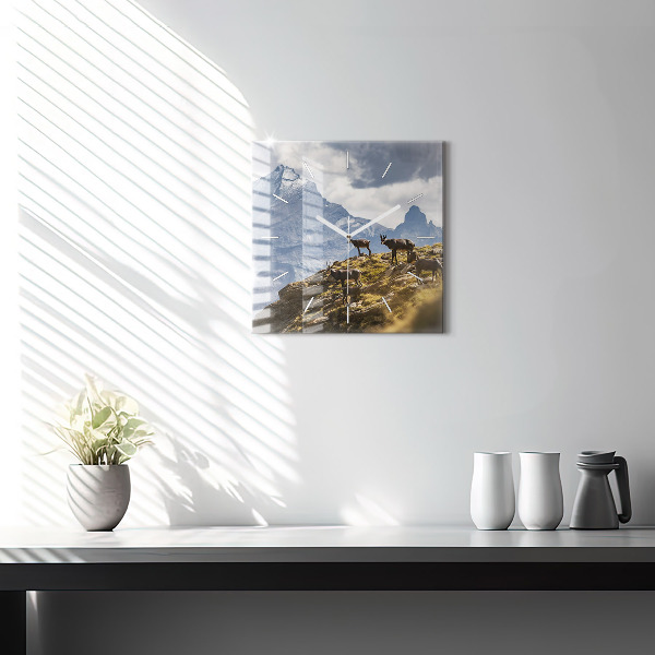 Horloge murale carrée 'Chèvre dans la Vallée d''Aoste'