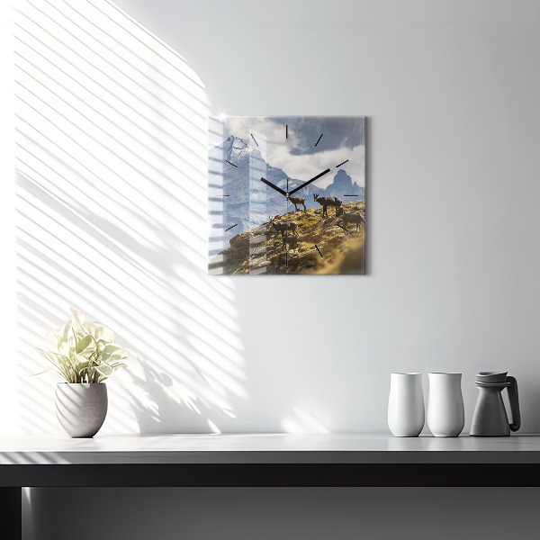 Horloge murale carrée 'Chèvre dans la Vallée d''Aoste'