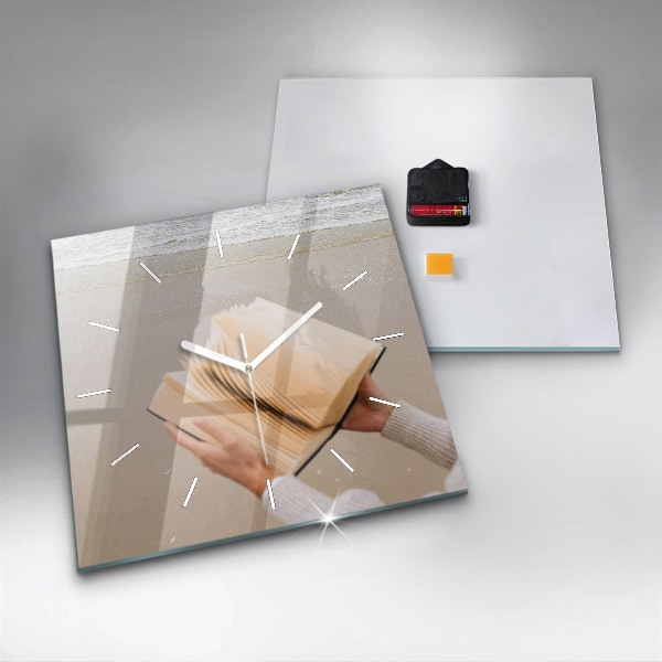 Horloge murale carrée Un moment avec un livre