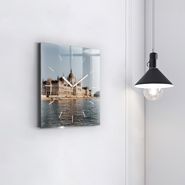 Horloge murale carrée Parlement à Budapest