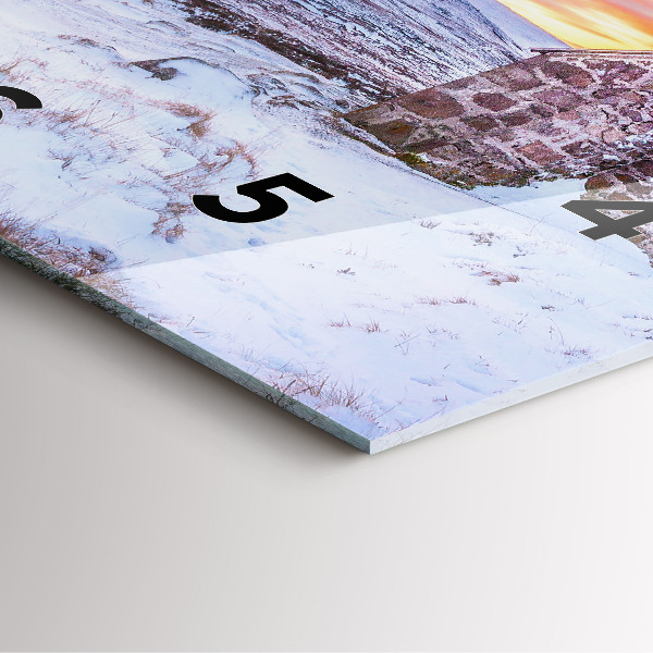 Horloge murale carrée Chalet à la montagne