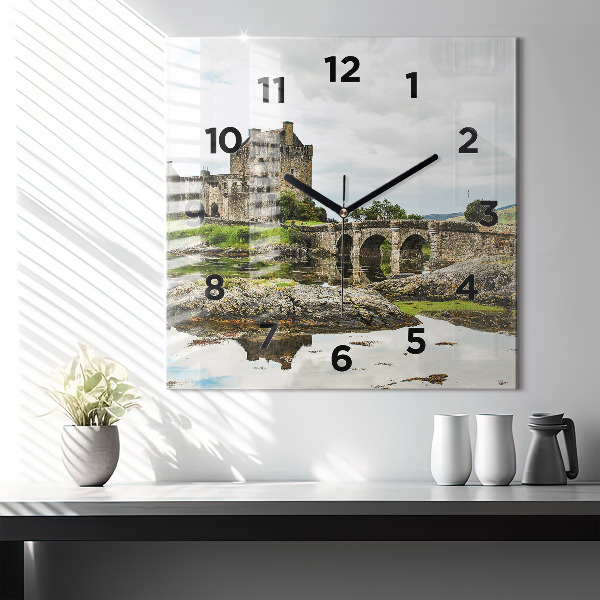 Horloge murale carrée 'Château d''Eilean Donan Écosse'