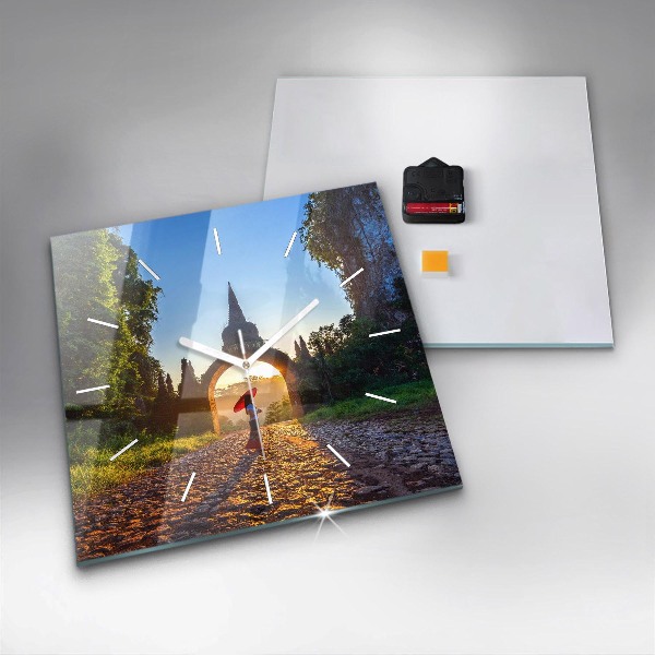 Horloge murale carrée Parc de Surat Thani en Thaïlande