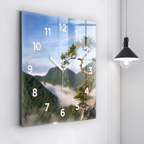 Pendule carrée en verre Pic de Sokolica dans les montagnes des Piénines