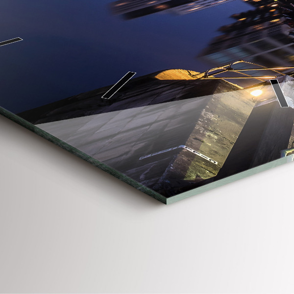 Horloge murale carrée La ville illuminée la nuit