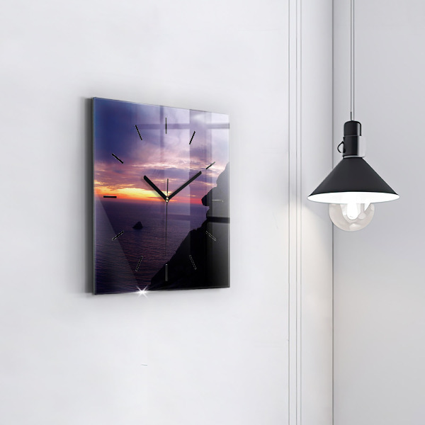 Pendule carrée en verre Tête de pierre