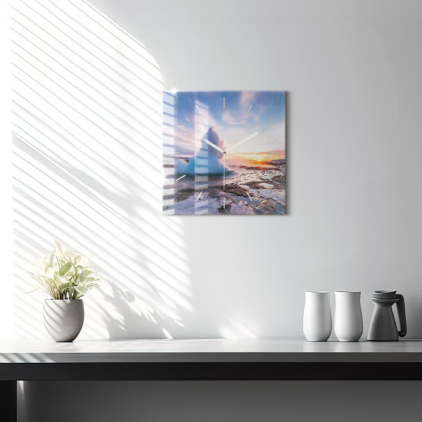 Horloge carrée en verre 'Geyser sur l''île d''Islande'