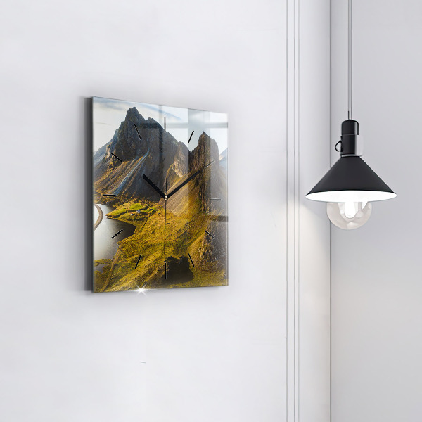 Pendule carrée en verre Route en Islande