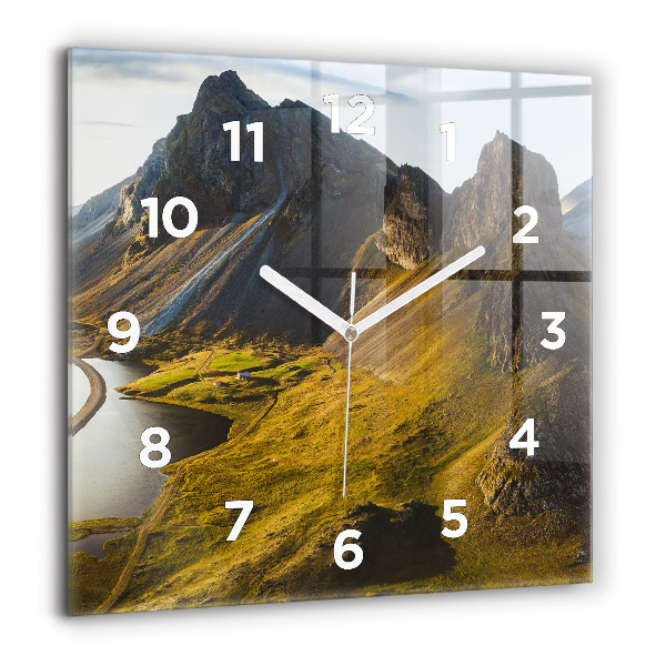 Pendule carrée en verre Route en Islande