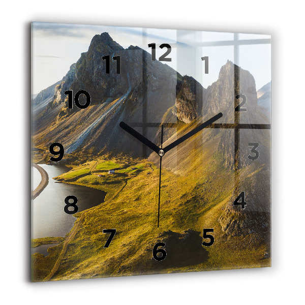 Pendule carrée en verre Route en Islande