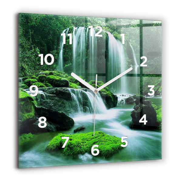 Horloge murale carrée Cascade parmi la mousse