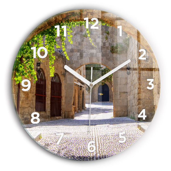 Horloge ronde Rue pittoresque de Rhodes