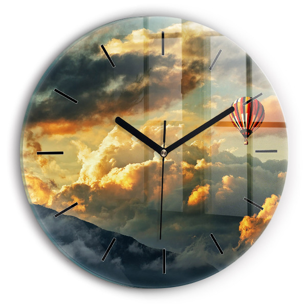 Horloge ronde Vol en montgolfière dans les nuages