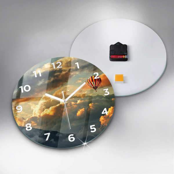 Horloge ronde Vol en montgolfière dans les nuages