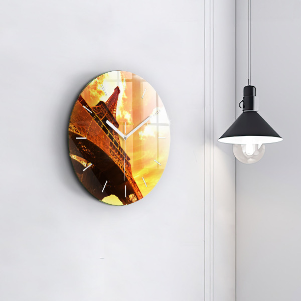 Horloge ronde La Tour Eiffel à Paris