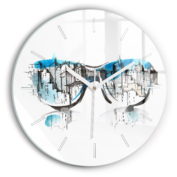 Horloge ronde Ville à lunettes