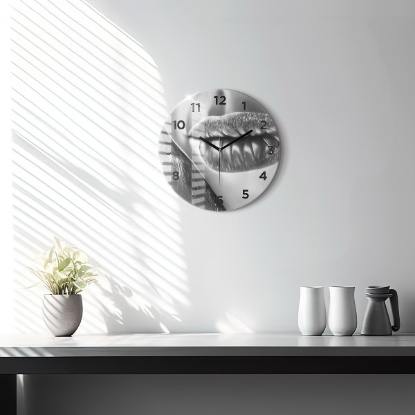 Horloge ronde Les lèvres de la femme
