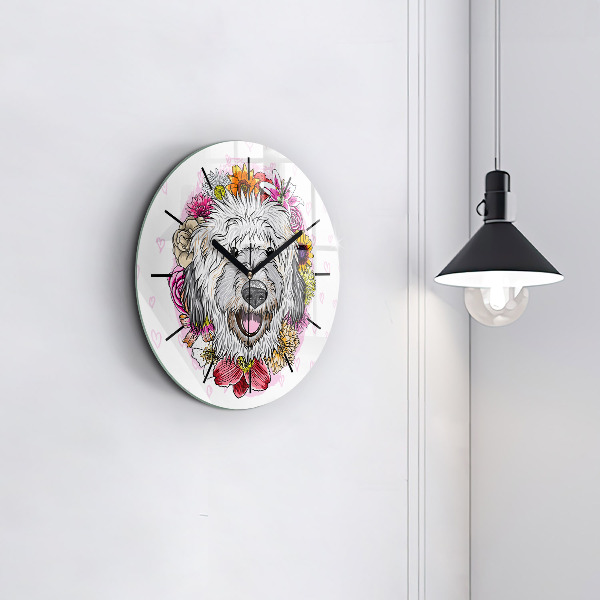 Horloge ronde Chien heureux dans les fleurs