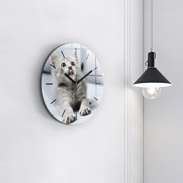 Horloge ronde Chat sur le canapé