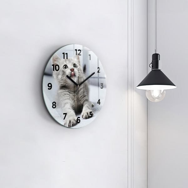 Horloge ronde Chat sur le canapé