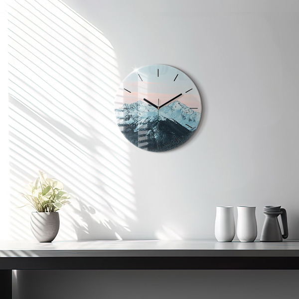 Horloge ronde Chaîne de montagnes en hiver