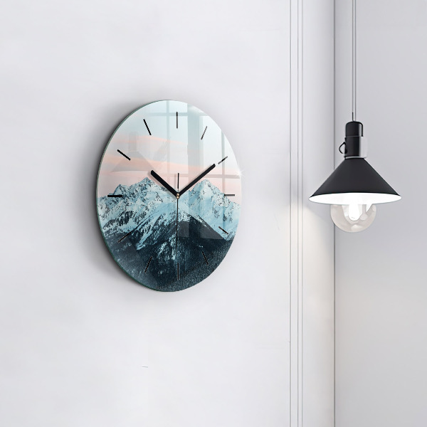 Horloge ronde Chaîne de montagnes en hiver