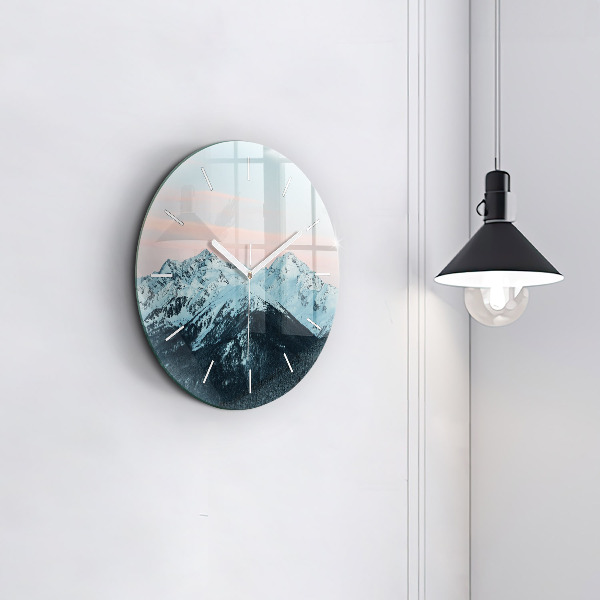 Horloge ronde Chaîne de montagnes en hiver