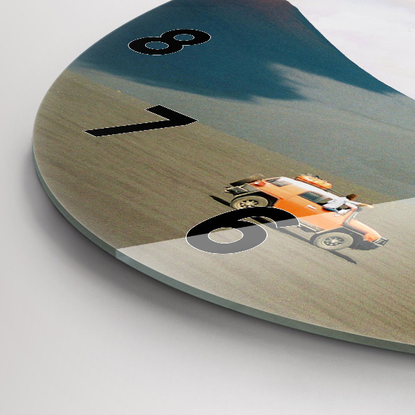 Horloge ronde Véhicule dans le désert du Kamtchatka