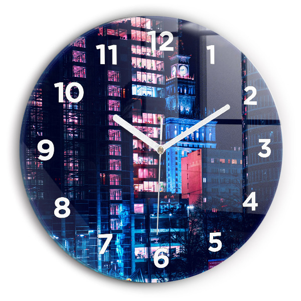 Horloge ronde Varsovie la nuit