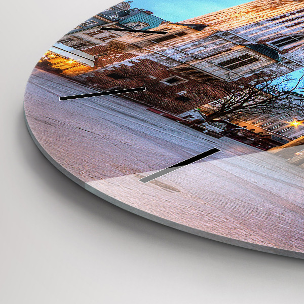 Horloge ronde Place du marché principal de Cracovie