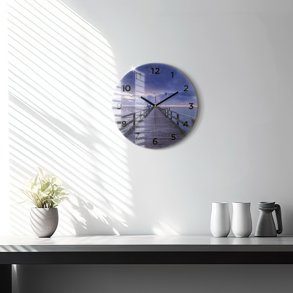 Horloge ronde Jetée sur la mer Baltique
